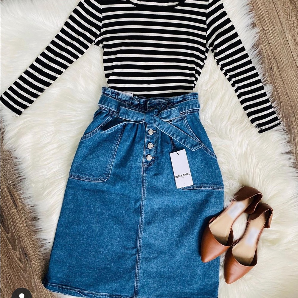 Cutest denim sack skirt with tie waist, NWOT